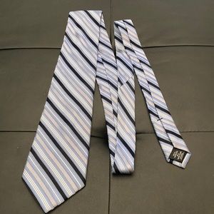 Jones New York 100% Silk Tie / Necktie!!